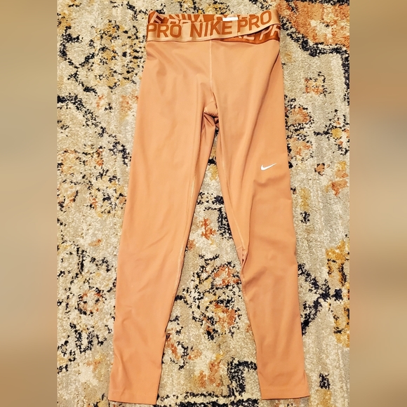 Nike Pro crossover waistband - Picture 1 of 4